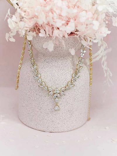 Golden princess style necklace