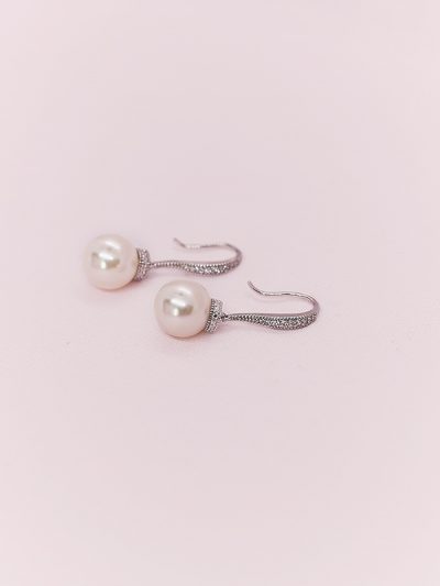 round pearl hook earrings