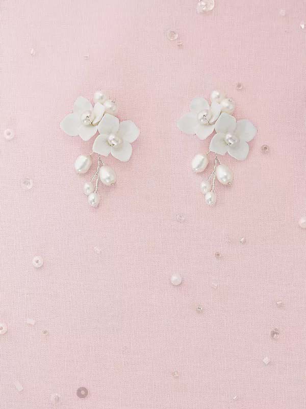 Hello Lovers earrings lovely pearl earrings