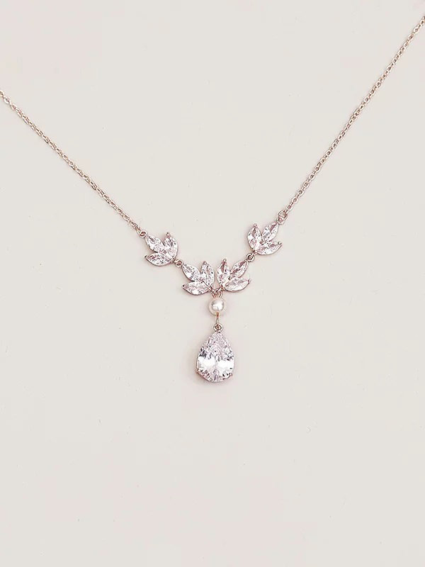 Wedding silver necklace Poppy jewellery collection - Hello Lovers Australia
